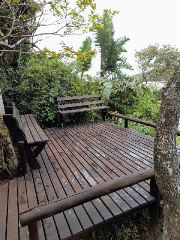 19 Montego Bay Caribbean Estate Apartment Port Edward Exterior photo