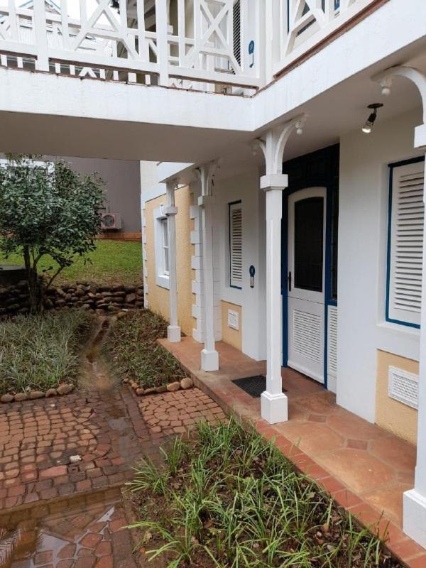 19 Montego Bay Caribbean Estate Apartment Port Edward Exterior photo